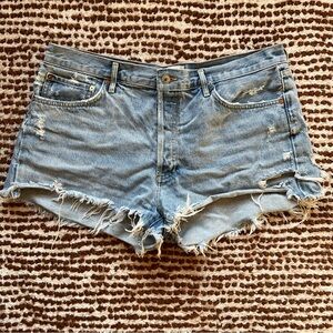 Agolde Parker cutoff jean shorts in Swapmeet, size 32